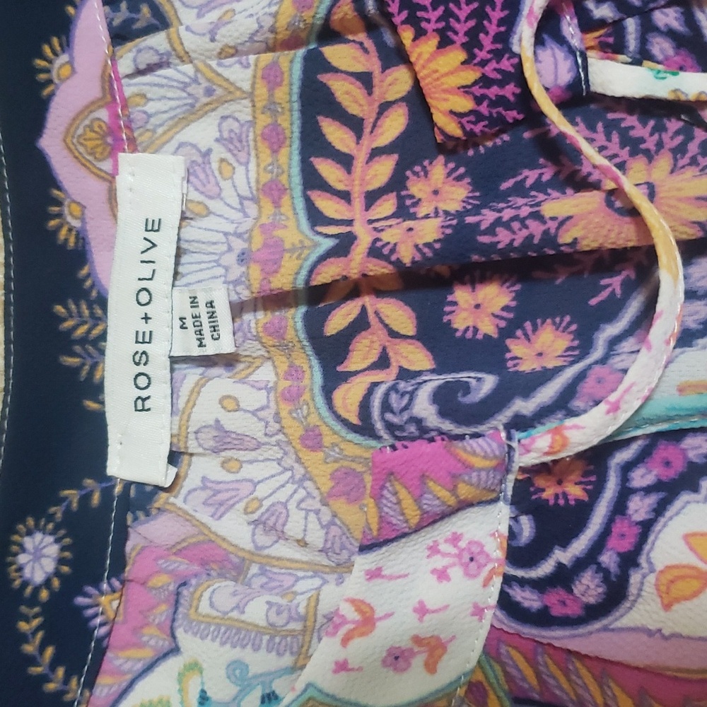Rose & Olive Print Top - Picture 4 of 5